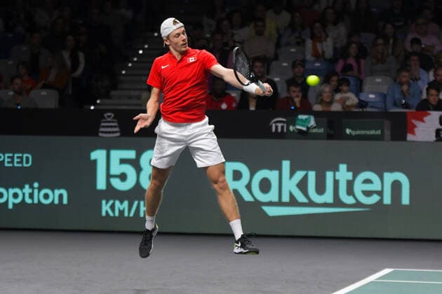 RECORD DATE NOT STATED MALAGA, SPAIN - NOVEMBER 27 : Denis Shapovalov during the Davis Cup by Rakuten Finals 2022 finals match between Australia and Canada at Palacio de los Deportes Jose Maria Martin Carpena on November 27, 2022 in Malaga, Spain Copyright: xAndreaxRositox DSC_2575