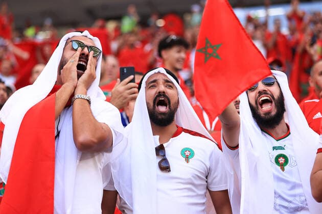 Football - FIFA World Cup, WM, Weltmeisterschaft, Fussball - Group F - Belgium v Morocco 27th November 2022 - FIFA World Cup - Group F - Belgium v Morocco - Morocco fans - Photo: Simon Stacpoole Offside. Doha Qatar *** Fußball FIFA Fussball-Weltmeisterschaft Gruppe F Belgien gegen Marokko 27. November 2022 FIFA Fussball-Weltmeisterschaft Gruppe F Belgien gegen Marokko Marokko-Fans Foto Simon Stacpoole Abseits Doha Katar  Copyright: xSimonxStacpoolexOffside
