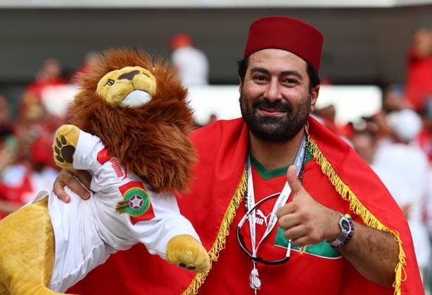 Doha, Qatar, 27th November 2022. Morocco fan during the FIFA World Cup, WM, Weltmeisterschaft, Fussball 2022 match at Al Thumama Stadium, Doha. Picture credit should read: David Klein Sportimage EDITORIAL USE ONLY. No use with unauthorised audio, video, data, fixture lists, club league logos or live services. Online in-match use limited to 120 images, no video emulation. No use in betting, games or single club league player publications. SPI-2067-0026