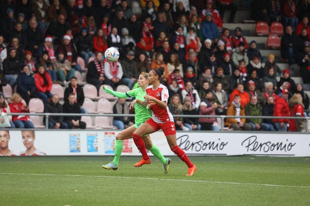 Genesee Puntigam Koeln 13 , 1 FC Koeln vs VfL Wolfsburg, Football, Flyeralarm Womens Bundesliga, Matchday 8, 27 11 2022, DFL REGULATES PROHIBIT ANY USE OF PHOTOGRAPHS AS IMAGE SEQUENCES AND OR QUASI VIDEO, 1 FC Koeln vs VfL Wolfsburg, Football, Flyeralarm Womens Bundesliga, Matchday 8, 27 11 2022 Koeln Copyright: xJoergxNiebergall Eibner-Pressefox EP_JNL
