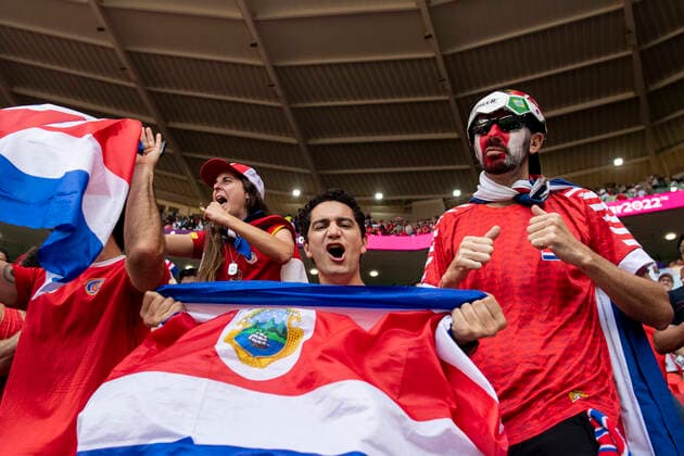 DOHA, QATAR - NOVEMBER 27: Costa Rica fans celebrate after the FIFA World Cup, WM, Weltmeisterschaft, Fussball Qatar 2022 Group E match between Japan and Costa Rica at Ahmad Bin Ali Stadium on November 27, 2022 in Doha, Qatar. (Photo by Sebastian Frej) WCS  Copyright: xSebastianxFrej