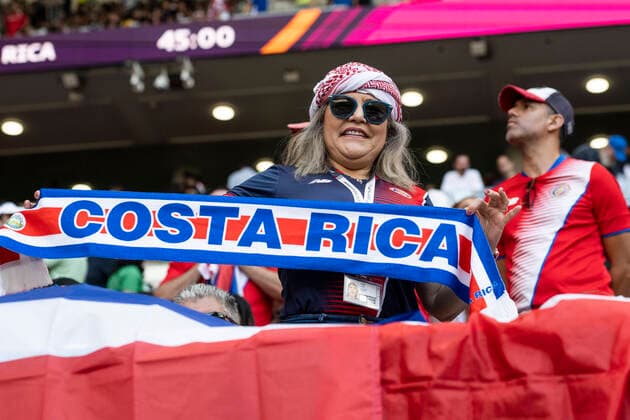 DOHA, QATAR - NOVEMBER 27: A female Costa Rica fan holds up a scarf during the FIFA World Cup, WM, Weltmeisterschaft, Fussball Qatar 2022 Group E match between Japan and Costa Rica at Ahmad Bin Ali Stadium on November 27, 2022 in Doha, Qatar. (Photo by Sebastian Frej) WCS  Copyright: xSebastianxFrej