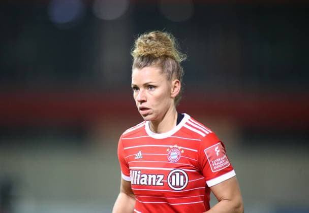 Football, Women, FC Bayern München, Linda Dallmann out injured until end of season - Archive Images