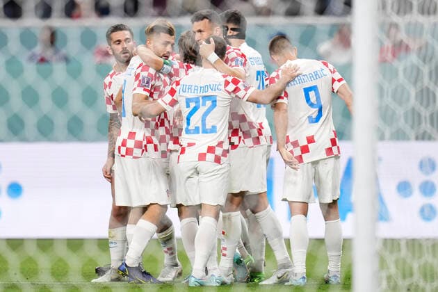(221127) -- DOHA, Nov. 27, 2022 -- Players of Coratia celebrate for their goal during the Group F match between Croatia and Canada at the 2022 FIFA World Cup, WM, Weltmeisterschaft, Fussball at Khalifa International Stadium in Doha, Qatar, Nov. 27, 2022. ) (SP)QATAR-DOHA-2022 WORLD CUP-GROUP F-CRO VS CAN MengxDingbo 