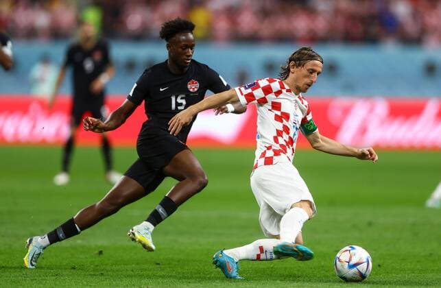 Mandatory Credit: Photo by Kieran McManus Shutterstock (13634907ba) Luka Modric of Croatia and Ismael Koné of Canada Croatia v Canada, FIFA World Cup, WM, Weltmeisterschaft, Fussball 2022, Group F, Football, Khalifa International Stadium, Ar-Rayyan, Qatar - 27 Nov 2022 Editorial Use Only Croatia v Canada, FIFA World Cup 2022, Group F, Football, Khalifa International Stadium, Ar-Rayyan, Qatar - 27 Nov 2022 Editorial Use Only  Copyright: xKieranxMcManus Shutterstockx 13634907ba