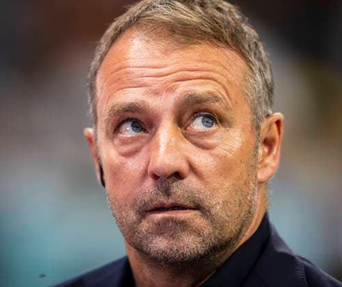 Doha, Qatar 27th Nov, 2022 Coach Hansi Flick Germany Spain Germany Spain World Cup 2022 in Qatar 27 11 2022 Credit Moritz Müller