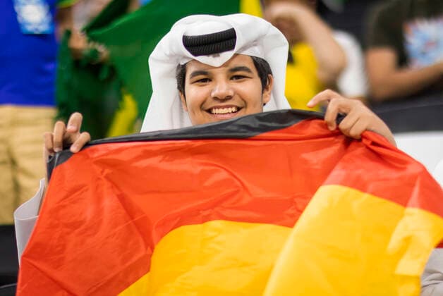 Doha, Qatar. 27th Nov, 2022. Deutschland Fan Germany - Spain Deutschland - Spanien World Cup 2022 in Qatar 27.11.2022 Credit: Moritz Müller *** Doha, Qatar 27th Nov, 2022 Germany Fan Germany Spain Germany Spain World Cup 2022 in Qatar 27 11 2022 Credit Moritz Müller