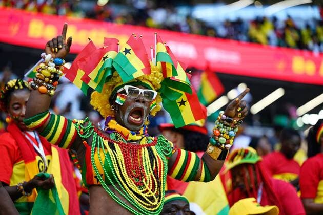 RECORD DATE NOT STATED FIFA World Cup, WM, Weltmeisterschaft, Fussball Qatar 2022 Korea Republic vs Ghana Fans o Aficion during the game Korea Republic (Shout Korea) vs Ghana, Corresponding to Group H of the FIFA World Cup Qatar 2022, at Education City Stadium, Doha, November 28, 2022. <br><br> Fans o Aficion durante el partido Republica de Corea (Corea del Sur) vs Ghana, correspondiente al Grupo H de la Copa Mundial de la FIFA Qatar 2022, en el Estadio de la Ciudad de la Educacion, Doha, 28 de noviembre de 2022. DOHA DOHA QATAR  Copyright: xJorgexMartinezx 20221128_14454