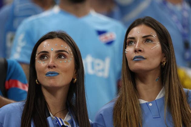 Fans of Uruguay attend the FIFA World Cup, WM, Weltmeisterschaft, Fussball soccer match of the group phase between Portugal and Uruguay at Lusail stadium in Lusail, Qatar, 28 November 2022. World Cup 2022: Portugal vs. Uruguay !ACHTUNG: NUR REDAKTIONELLE NUTZUNG!  Copyright: xJUANxIGNACIOxRONCORONIx GR1414 20221128-b1029e9c38092d244f58e8d1b5279b647863b7ea