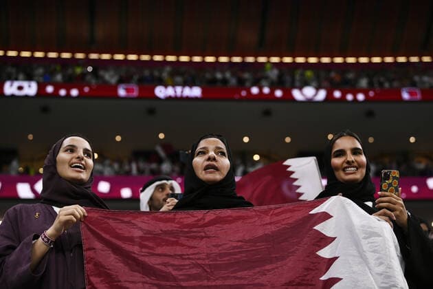 Foto Fabio Ferrari LaPresse 29 Novembre 2022 Doha, Qatar - - Calcio - Qatar 2022 - Coppa del Mondo Fifa - Olanda vs Qatar - Gruppo A - Fase a Gironi - Al Bayt Stadium Nella foto: tifosi Qatar November 29, 2022 Doha, Qatar - sport - Soccer - Qatar 2022- FIFA World Cup, WM, Weltmeisterschaft, Fussball - Netherlands vs Qatar - Group A - group stage -Al Bayt Stadium In the pic: Qatar supporters  Copyright: xFabioxFerrari LaPressex