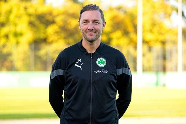 02 11 2022 football 2 Bundesliga season 2022 2023 SpVgg Greuther Fürth Fuerth Jurek Rohrberg coach assistant SpVgg Greuther Fürth single picture single photo portrait portrait headshot