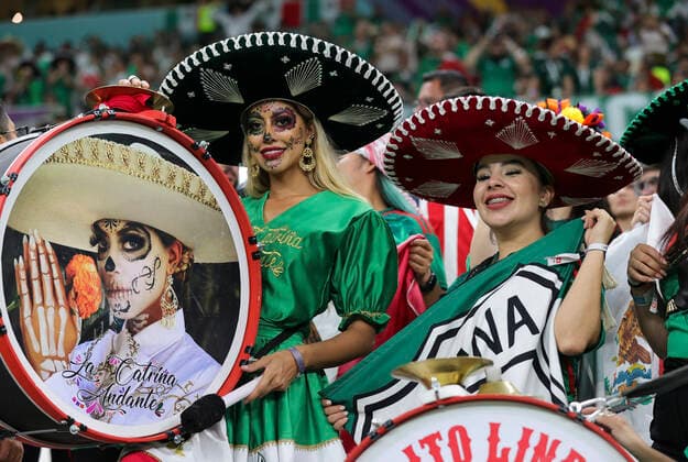 Saudi Arabia v Mexico 2022 FIFA World Cup, WM, Weltmeisterschaft, Fussball Mexico fans before the 2022 FIFA World Cup Group C match at Lusail Stadium, Lusail Content Not Available For UK Newspapers Copyright: xPaulxChestertonx FIL-17655-0026 UK Newspapers OUT