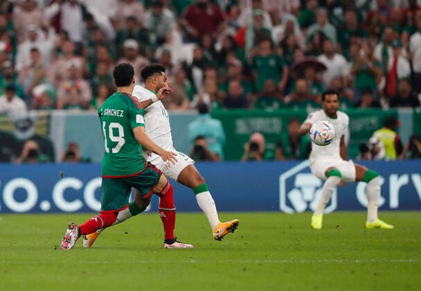 Saudi Arabia v Mexico 2022 FIFA World Cup, WM, Weltmeisterschaft, Fussball Salem Al-Dawsari of Saudi Arabia is tackled by Jorge Sanchez of Mexico during the 2022 FIFA World Cup Group C match at Lusail Stadium, Lusail Content Not Available For UK Newspapers Copyright: xPaulxChestertonx FIL-17655-0051 UK Newspapers OUT