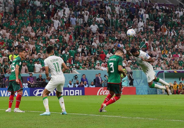 Saudi Arabia v Mexico 2022 FIFA World Cup, WM, Weltmeisterschaft, Fussball Ali Al-Hassan of Saudi Arabia headers the ball towards goal during the 2022 FIFA World Cup Group C match at Lusail Stadium, Lusail Content Not Available For UK Newspapers Copyright: xPaulxChestertonx FIL-17655-0110 UK Newspapers OUT