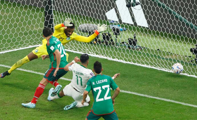 Mohammed Allowais goalkeeper of Saudi Arabia receives a goal during the FIFA World Cup, WM, Weltmeisterschaft, Fussball soccer match of the group phase between Saudi Arabia and Mexico at Lusail stadium, Qatar 30 November 2022. World Cup 2022: Saudi Arabia vs. Mexico !ACHTUNG: NUR REDAKTIONELLE NUTZUNG!  Copyright: xEstebanxBibax GR3272 20221130-80c413b1b4b1d167ada1e4eebd76dd755088e1bd