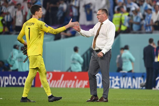 Coach MICHNIEWICZ Czeslaw POL with goalkeeper Wojciech SZCZESNY POL after the end of the match Match 39,Group C Poland PO Argentina ARG 0 2 on 30 11 2022, Stadium 974 Football World Cup 20122 in Qatar from 20 11 18 12 2022
