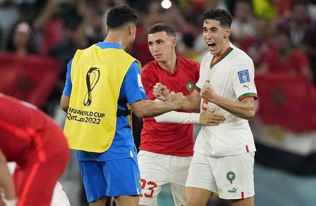 Mandatory Credit: Photo by Dave Shopland Shutterstock (13640369dj) Nayef Aguerd of Morocco and team mates celebrate at full time. Canada v Morocco, FIFA World Cup, WM, Weltmeisterschaft, Fussball 2022, Group F, Football, Al Thumama Stadium, Doha, Qatar - 01 Dec 2022 Editorial Use Only Canada v Morocco, FIFA World Cup 2022, Group F, Football, Al Thumama Stadium, Doha, Qatar - 01 Dec 2022 Editorial Use Only Copyright: xDavexShopland Shutterstockx 13640369dj