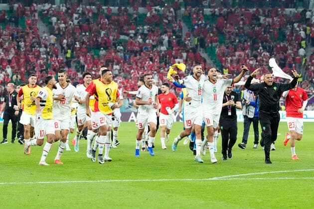 Canada v Morocco: Group F - FIFA World Cup, WM, Weltmeisterschaft, Fussball Qatar 2022 Morocco players celebrate victory after the FIFA World Cup Qatar 2022 Group F match between Canada and Morocco at Al Thumama Stadium on December 1, 2022 in Doha, Qatar.u Doha Qatar  Copyright: xJosexBretonx originalFilename:breton-canadavm221201_npxYo.jpg