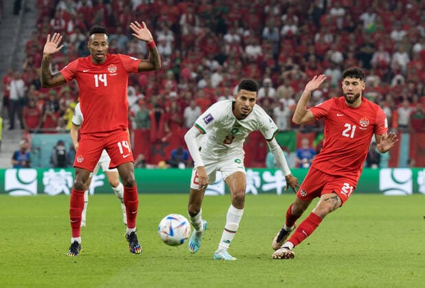 Canada v Morocco - FIFA World Cup, WM, Weltmeisterschaft, Fussball 2022, Group F Mark-Anthony Kaye , Azzedine Ounahi , Jonathan Osorio during the World Cup match between Canada vs Morocco in Doha, Qatar, on December 1, 2022. Doha Qatar  Copyright: xFotoxOlimpikx originalFilename:jastrzebowski-canadavs221201_np7HF.jpg