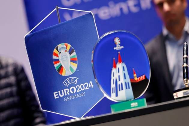A UEFA Euro 2024 pennant and a host city display Cologne at UEFA Euro 2024 Germany at the presentation of plans for the European Football Championship 2024 UEFA EURO 2024 in Germany A total of five European Football Championship matches are to be played in Cologne at the RheinEnergie Stadium, including four preliminary round matches and one round of 16 Cologne, 01 12 2022 NRW Germany Copyright: xChristophxHardtx