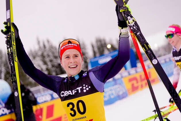 Bilder des Jahres, Sport 12 Dezember Sport Themen der Woche KW48 Sport Bilder des Tages Verdenscup i nordiske grener pa Lillehammer Lillehammer 20221202. Katharina Hennig fra Tyskland i mal etter kvinnenes 10 km fri teknikk i langrenn pa Lillehammer fredag. Foto: Heiko Junge NTB Lillehammer Norge EDITORIAL USE ONLY. RESTRICTED USE FOR BETTING COMPANIES Ref:_SPOSDCqIkfwnV4.jpg *** World Cup in Nordic events at Lillehammer Lillehammer 20221202 Katharina Hennig from Germany in the womens 10 km free technique in cross-country skiing at Lillehammer on Friday Photo Heiko Junge NTB Lillehammer Norway EDITORIAL USE ONLY RESTRICTED USE FOR BETTING COMPANIES  Copyright: xHeikoxJungex xNTBx