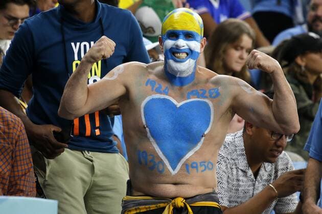 RECORD DATE NOT STATED FIFA World Cup, WM, Weltmeisterschaft, Fussball Qatar 2022 Ghana vs Uruguay Fans o Aficion during the game Ghana vs Uruguay, Corresponding to Group H of the FIFA World Cup Qatar 2022, at Al Janoub Stadium, Al Wakrah, Doha, on December 02, 2022. <br><br> Fans o Aficion durante el partido Ghana vs Uruguay, correspondiente al Grupo H de la Copa Mundial de la FIFA Qatar 2022, en el Estadio Al Janoub, Al Wakrah, Doha, el 02 de Diciembre de 2022. AL WAKRAH DOHA QATAR  Copyright: xAndresxPinax 20221202_1122
