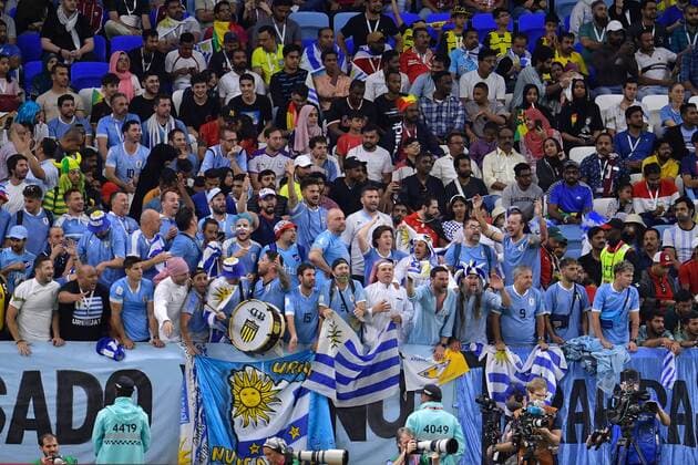 RECORD DATE NOT STATED FIFA World Cup, WM, Weltmeisterschaft, Fussball Qatar 2022 Ghana vs Uruguay Fans o Aficion during the game Ghana vs Uruguay, Corresponding to Group H of the FIFA World Cup Qatar 2022, at Al Janoub Stadium, Al Wakrah, Doha, on December 02, 2022. <br><br> Fans o Aficion durante el partido Ghana vs Uruguay, correspondiente al Grupo H de la Copa Mundial de la FIFA Qatar 2022, en el Estadio Al Janoub, Al Wakrah, Doha, el 02 de Diciembre de 2022. AL WAKRAH DOHA QATAR  Copyright: xAdrianxMaciasx 20221202_1270