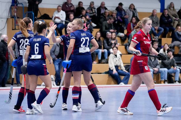 from left Charlotte Gerstenhöfer MHC, 28 , Fiona Felber MHC, 6 , Anissa Korth MHC, 23 , Stine Kurz MHC, 27 , Players of Mannheimer HC MHC , celebrating the goal, celebrating the goal, celebrating the goal, celebrating the goal, celebrating the goal, celebrating the goal, optimistic, game scene, highlight, action, action, 03 12 2022, Mannheim Germany , indoor field hockey, 1 Bundesliga Süd, women, Mannheimer HC Feudenheimer HC xozx