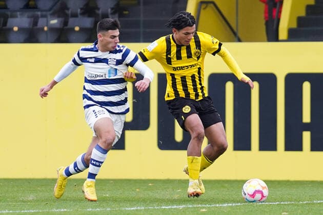 Sunday, 04 12 2022 Season 2022 2023 11 Matchday A Junior Bundesliga, U19 Bundesliga at BVB Fußballpark Hohenbuschei, Dortmund, Germany BV Borussia Dortmund U19 MSV Duisburg U19 Paris Josua Brunner Borussia Dortmund U19 19