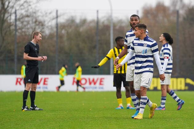 Sunday, 04 12 2022 Season 2022 2023 11 Matchday A Junior Bundesliga, U19 Bundesliga at BVB Fußballpark Hohenbuschei, Dortmund, Germany BV Borussia Dortmund U19 MSV Duisburg U19 Lennox Kern