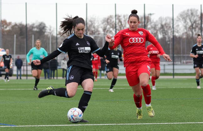 04 12 2022 Football Season 2022 2023 2 Women Football 2 Bundesliga 10 Matchday 1 FC Nürnberg FCN Club FC Ingolstadt 04 FCI DaMa Sophie Fournier 11, 1 FC Nürnberg FCN with goal gg Michelle Meyer 17, FC Ingolstadt 04 FCI
