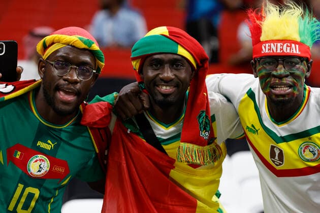 Fans of Senegal attend the FIFA World Cup, WM, Weltmeisterschaft, Fussball round 16 soccer match between England and Senegal at Al Bayt stadium in Al Khor, Qatar, 04 December 2022. World Cup 2022: England vs. Senegal !ACHTUNG: NUR REDAKTIONELLE NUTZUNG!  Copyright: xJJxGuillenx GR7253 20221204-3c4445bb6cc77827b7dcca5f103369282383152e