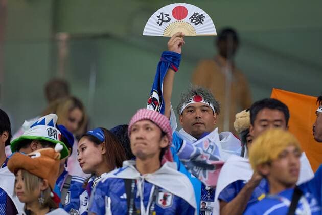 RECORD DATE NOT STATED FIFA World Cup, WM, Weltmeisterschaft, Fussball Qatar 2022 Japan vs Croatia OF Fans o Aficion during the game Japan vs Croatia, corresponding to the round of 16 of the FIFA World Cup Qatar 2022, at Al Janoub, Al Wakrah, Doha, on December 05, 2022. <br><br> Fans o Aficion durante el partido Japon vs Croacia correspondiente a los octavos de final de la Copa Mundial de la FIFA Catar 2022, en el Estadio Al Janoub, Al Wakrah, Doha, el 05 de Diciembre de 2022 AL WAKRAH DOHA QATAR  Copyright: xCristianxdexMarchenax 20221205_4113