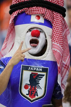 Japan v Croatia 2022 FIFA World Cup, WM, Weltmeisterschaft, Fussball Japan fan before the 2022 FIFA World Cup Round of 16 match at Al Janoub Stadium, Al Wakrah Content Not Available For UK Newspapers Copyright: xPaulxChestertonx FIL-17784-0275 UK Newspapers OUT