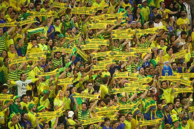 Mandatory Credit: Photo by Kieran McManus Shutterstock (13647768l) Brazilian fans during the national anthem Brazil v Korea Republic, FIFA World Cup, WM, Weltmeisterschaft, Fussball 2022, Round of 16, Football, Stadium 974, Doha, Qatar - 05 Dec 2022 Editorial Use Only Brazil v Korea Republic, FIFA World Cup 2022, Round of 16, Football, Stadium 974, Doha, Qatar - 05 Dec 2022 Editorial Use Only  Copyright: xKieranxMcManus Shutterstockx 13647768l