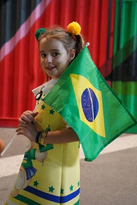December 5, 2022, Doha, Doha, Qatar, Qatar: DOHA, QATAR - DECEMBER 5: Supporters of Brazil pose for a photo prior to the FIFA World Cup, WM, Weltmeisterschaft, Fussball Qatar 2022 Round of 16 match between Brazil and South Korea at Stadium 974 on December 5, 2022 in Doha, Qatar. Doha Qatar - ZUMAp175 20221205_zsa_p175_090 Copyright: xFlorenciaxTanxJunx