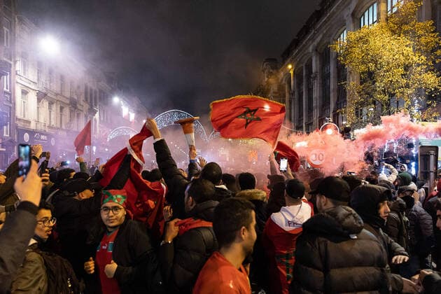 Moroccan fans celebrate in the center of Brussels, after a soccer game between the 1 8 final game between Morocco and Spain, at the FIFA 2022 World Cup, on Tuesday 06 December 2022. JAMESxARTHURxGEKIERE  x55348240x