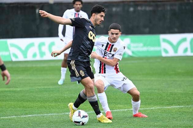 MARCELLA ,SPAIN - DECEMBER 8 : Alzate Steven midfielder of Standard Liege pictured during friendly match Standard v OGC Nice on December 8, 2022 in Marbella,Spain 08 12 2022 ( Winter stage 2022 - Standard v OGC Nice PhotoNews Panoramic 