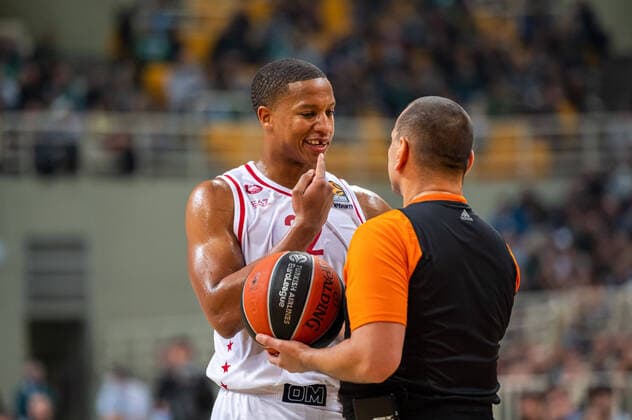 Bilder des Jahres 2022, Sport 12 Dezember Sport Themen der Woche KW49 Sport Bilder des Tages December 8, 2022, Athens, Greece: 22 DEVON HALL of EA7 Emporio Armani Milano with one tooth less during the Euroleague, Round 12, match between Panathinaikos Athens and EA7 Emporio Armani Milano at OAKA Stadium on December 8, 2022 in Athens, Greece. Basketball Euroleague Championship - Panathinaikos vs EA7 Emporio Armani Milan, Athens, Greece  - ZUMAl164 20221208_zsa_l164_433 Copyright: xStefanosxKyriazisx