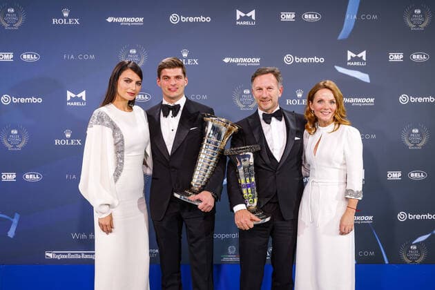 Bilder des Jahres 2022, Sport 12 Dezember Sport Themen der Woche KW49 Sport Bilder des Tages Verstappen Max, portrait, FIA FORMULA ONE World Championship, WM, Weltmeisterschaft - FIA F1 Champion with Horner Christian, portrait, FIA Formula One World Championship Manufacturer - Prize Giverband their wives during the 2022 FIA Prize Giving ceremony at Bologna Fiere, on December 9, 2022 in Bologna, Italy - FIA PRIZE GIVING 2022 - BOLOGNA DPPI Panoramic  _LF32267