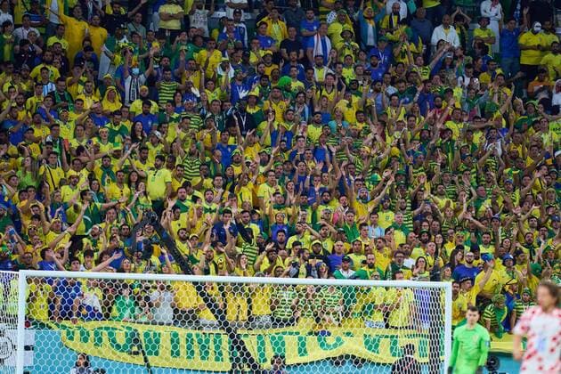 RECORD DATE NOT STATED FIFA World Cup, WM, Weltmeisterschaft, Fussball Qatar 2022 Croatia (4p) 1-1 (2p) Brazil CF Fans o Aficion during the game Croatia vs Brazil, corresponding to the Quarterfinal of the FIFA World Cup Qatar 2022, at Education City Stadium, Doha, on December 09, 2022. <br><br> Fans o Aficion durante el partido Croacia vs Brasil, correspondiente a los cuartos de final de la Copa Mundial de la FIFA Catar 2022, en el Estadio de la Ciudad de la Educacion, Doha, el 09 de Diciembre de 2022 DOHA DOHA QATAR  Copyright: xCristianxdexMarchenax 20221209_6409