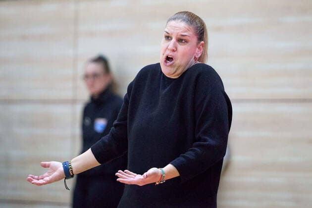 Katerina Hatzidaki Lions, Head Coach , Gisa Lions MBC Inexio Royals Saarlouis, basketball, women, DBBL, championship, 8 match day, 2022 2023, 10 12 2022, hall SWH Arena Sachsen Anhalt Germany