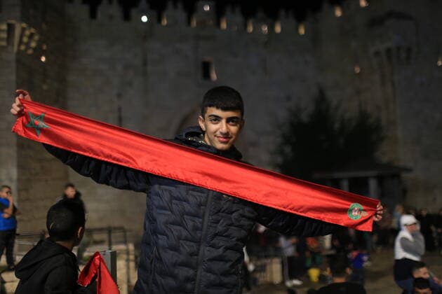 Fans Of Morocco s Celebrates In Jerusalem Palestinians celebrate at Damascus Gate, one of the most important gates of the Old City in Jerusalem, with the victory of the Moroccan national football team and its qualification to the semi-finals after defeating Portugal, on December 10, 2022 east jerusalem Israel  Copyright: xSaeedxQaqx originalFilename:qaq-notitle221210_npmMT.jpg
