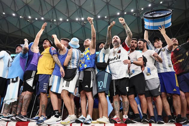 (221213) -- LUSAIL, Dec. 13, 2022 -- Fans of Argentina cheer for the team before the Semifinal between Argentina and Croatia at the 2022 FIFA World Cup, WM, Weltmeisterschaft, Fussball at Lusail Stadium in Lusail, Qatar, Dec. 13, 2022. ) (SP)QATAR-LUSAIL-2022 WORLD CUP-SEMIFINAL-ARG VS CRO LanxHongguang 