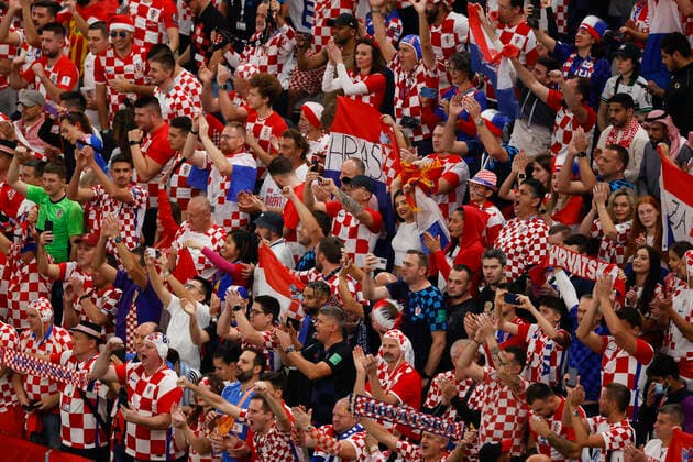 Croatian fans attend the FIFA World Cup, WM, Weltmeisterschaft, Fussball semifinals soccer match between Argentina and Croatia at Lusail Stadium in Lusail, Qatar, 13 December 2022. Mundial de Fútbol 2022: Argentina vs. Croatia !ACHTUNG: NUR REDAKTIONELLE NUTZUNG!  Copyright: xAlbertoxEstevezx GR2063 20221213-30f08bb83b5399554b8ae1d0189430bb69abe862