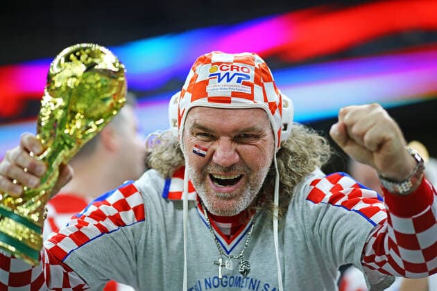 Croatia fans, during the match between Argentina and Croatia, for the semifinal of the FIFA World Cup, WM, Weltmeisterschaft, Fussball Qatar 2022, at Lusail Stadium, this Tuesday, the 13th. Photo: Heuler Andrey DiaEsportivo 30761 (Heuler Andrey SPP)  Copyright: xHeulerxAndreyx xSPPx spp-en-HeAn-HADE1245