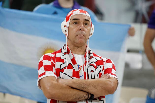 Coupe du Monde de football au Qatar. Argentine - Croatie (3-0). December 13 2022 - Doha, Qatar : Soccer World Cup Qatar 2022 1 2 final match Argentina vs Croatia. Argentina won 3-0. Croatia?s fans seen here. (Photo Henri Szwarc Starface) 286856 2022-12-13 Doha Qatar  Copyright: xHenrixSwzarcx xStarfacex 0196571354st