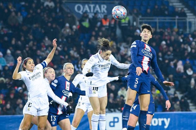 Sport Themen der Woche KW50 Sport Bilder des Tages But de Elisa De Almeida ( 5 - PSG ) - FOOTBALL : PSG vs Real Madrid - Ligue des Champions Feminine - 16 12 2022 FedericoPestellini Panoramic 