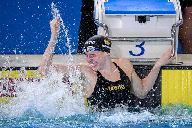 Bilder des Jahres 2022, Sport 12 Dezember Sport Themen der Woche KW50 Sport Bilder des Tages Angelina Kohler of Germany celebrates after compete in the 100m Butterfly Women Semifinals during the FINA Swimming Short Course World Championships at the Melbourne Sports and Aquatic Centre in Melbourne, Australia, December 17th, 2022. Photo Giorgio Scala Deepbluemedia Insidefoto giorgioXscala
