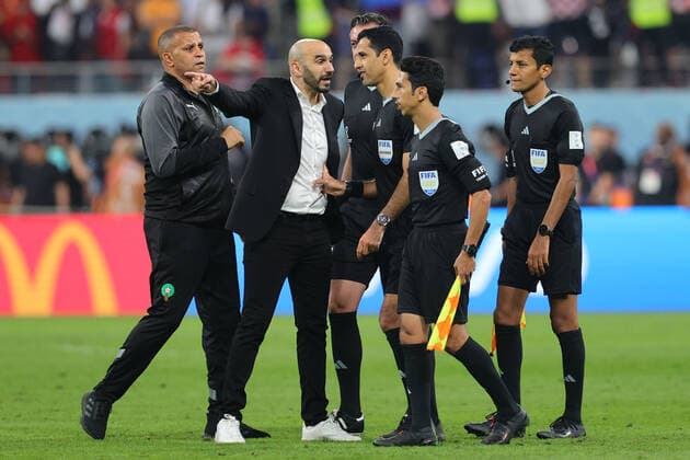 Walid Regragui Head Coach of Morocco argues with referee Al Jassim Abdulrahman of Qatar at the end of the match during the FIFA World Cup, WM, Weltmeisterschaft, Fussball Qatar 2022 3rd place play-off match between Croatia and Morocco at Khalifa International Stadium, Doha, Qatar on 17 December 2022. Copyright: xPeterxDovganx 35020068